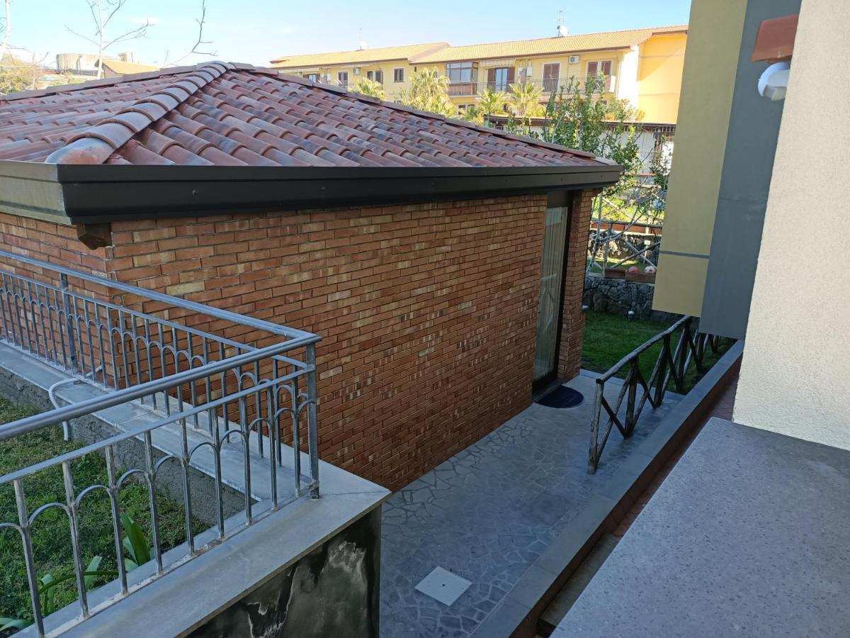 B&B Villa Salome' San Pietro Clarenza Exteriör bild